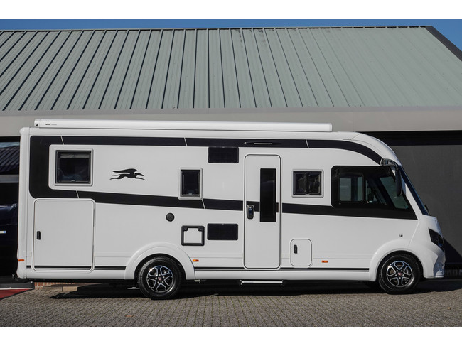 Laika EcoVip H 4109 9-Speed ​​Automatic | E&P Level System | Roof air conditioning | Lithium | 4-person photo: 2