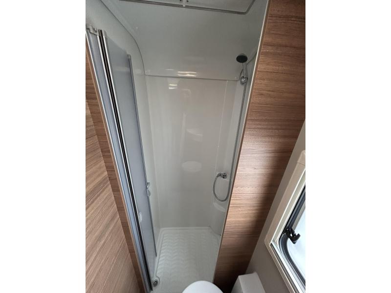Weinsberg CaraLoft 650 MF Ex-verhuur  foto: 17