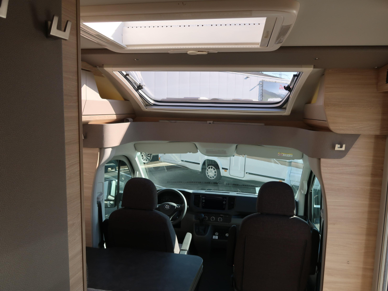 Knaus Van TI 650 MEG LEVELSYST / KLIMAANLAGE/ 177 PS Foto: 13