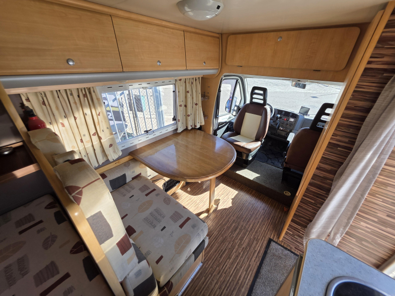 Autocaravana Chausson Welcome 70 2.8JTD 2002 foto: 3