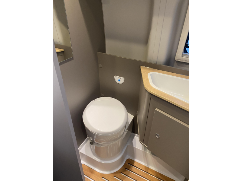 LMC Innovan 590  foto: 19