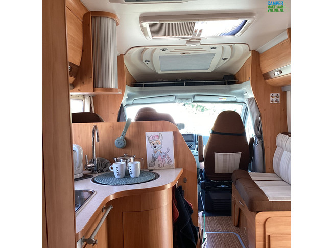 Adria Coral S 680ST foto: 11