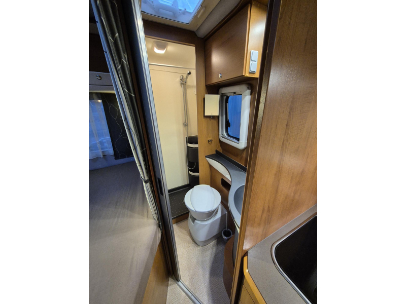 Karmann Mobil Colorado 655 TI  foto: 9