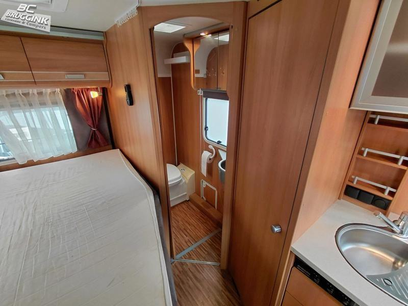 Dethleffs Advantage 6501 B - FRANS BED - B RIJBEWIJS  foto: 11