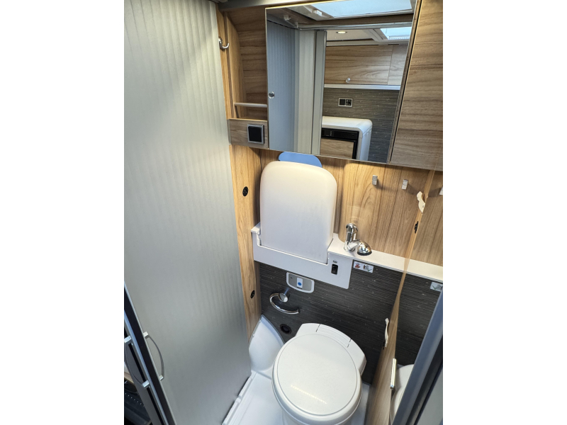 Hymer Yellowstone 640 - Lit long de 205 cm ! - photo : 10