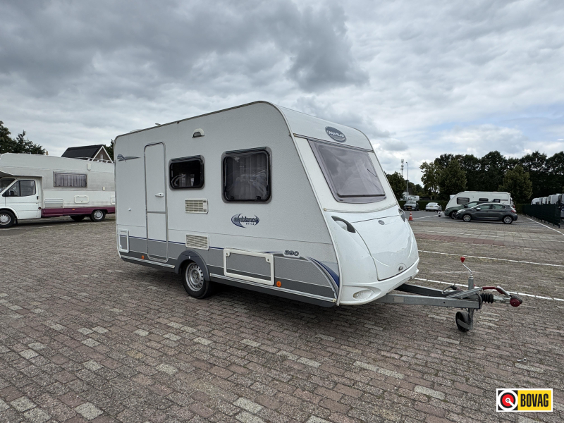 Caravelair Ambiance Style 390 Voortent, kluis, ALKO AKS
