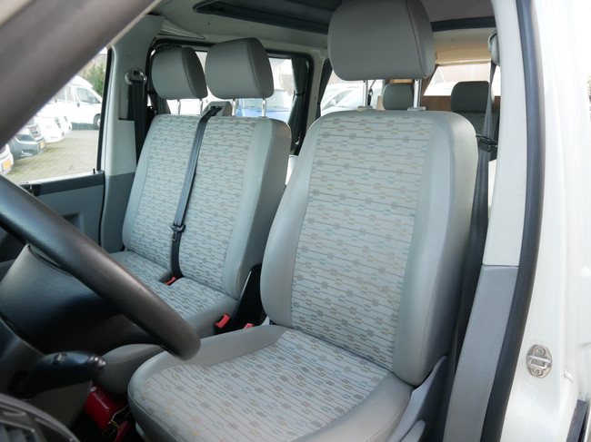 Volkswagen T5 Transporter, camping-car de base, 6 places, approuvé camping-car !! photos : 5