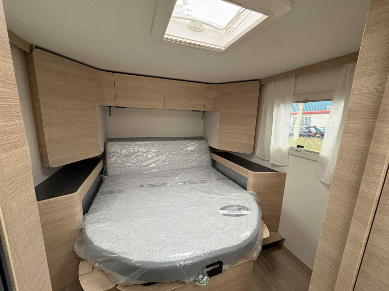 Rapido 850 F Queensbed L=6,99 m  foto: 13