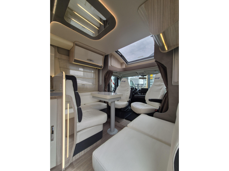 Elnagh T-Loft 450 Querbett und Hubbett Foto: 10