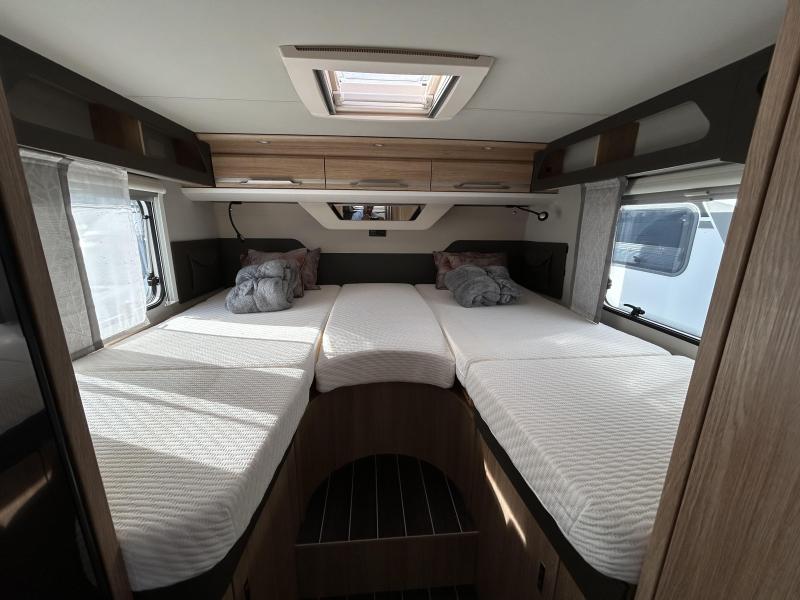 Knaus Sky TI 650 MEG Ex-alquiler foto: 11