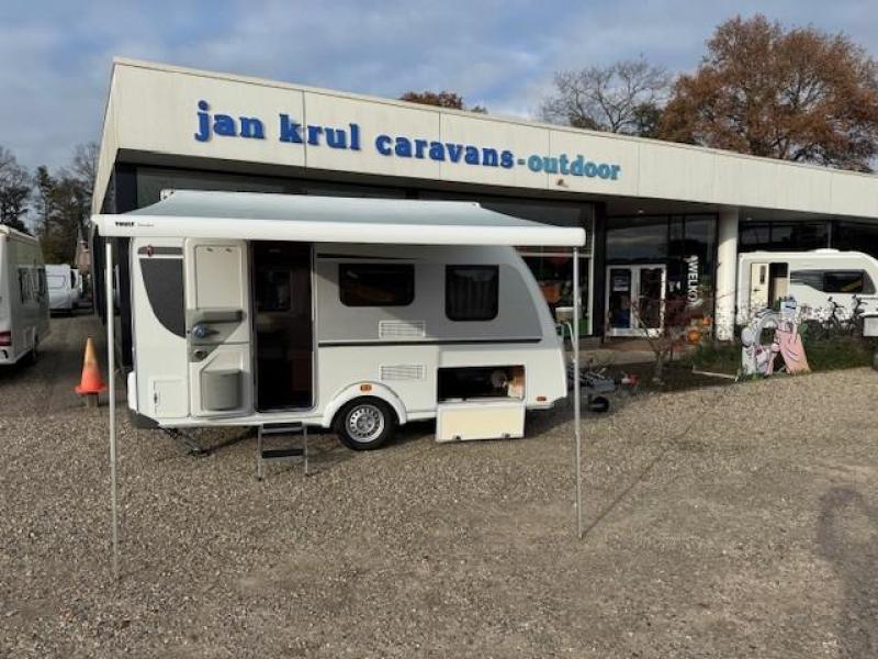 Knaus Sport 400 QD kleine caravan  foto: 21