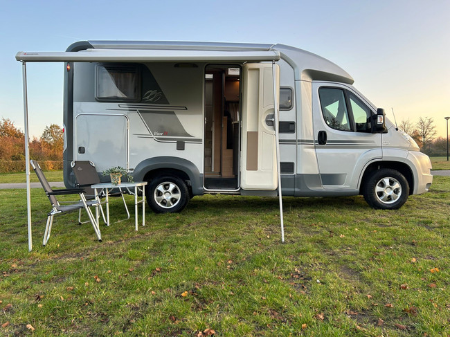 Knaus Van TI 550 MD Fiat Ducato 2.3 130 PK Half-integraal Camper Nieuwstaat foto: 12