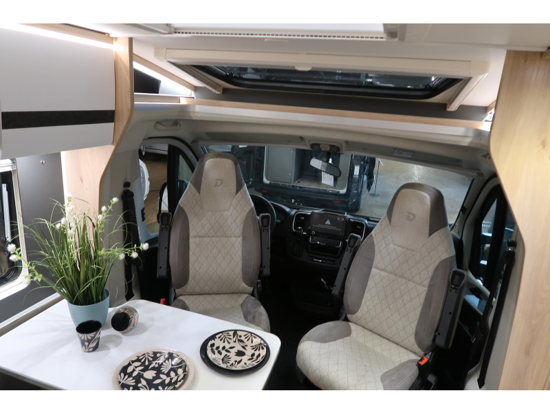 Dethleffs Globebus T4 ENKELE BEDDEN/ AUTOMAAT  foto: 3