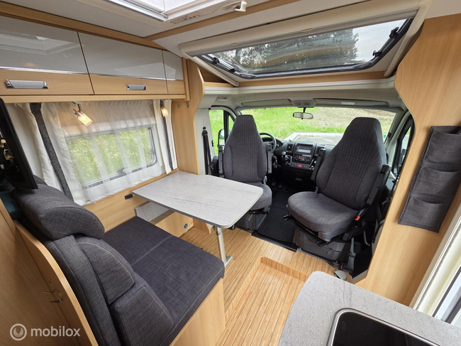 Dethleffs TREND T 6617 ☆148PK-Euro5-Enkele Bedden-Garage☆ foto: 9
