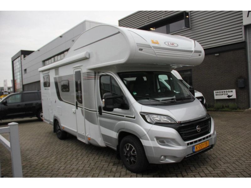 LMC Breezer 6 Pers/ Automaat  foto: 1