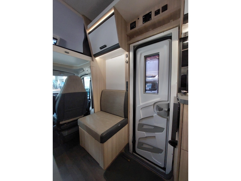 Sun Living A 75 DP 6 Slaapplaatsen/airco  foto: 6