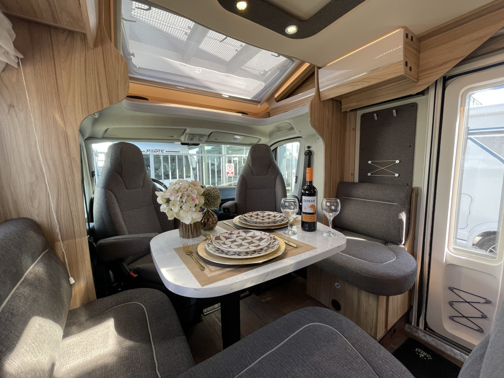 Hymer T698 CL CAMPER QUEENSBED+HEFBED EURO6 XXL GARAGE foto: 19