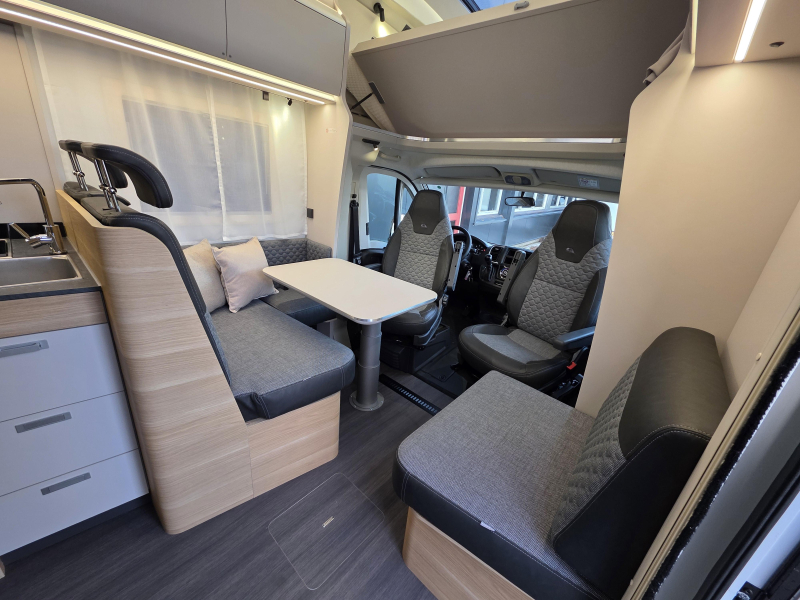 Adria Coral XL Plus 660 SL 5 Sitzpl&auml;tze! Foto: 10
