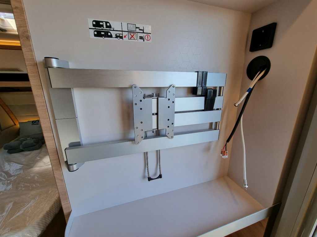 Knaus Sudwind 450 FU 60 Years edition foto: 16