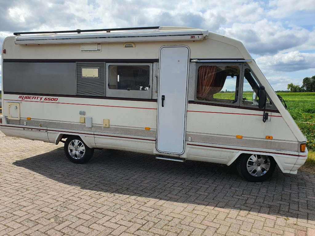 LMC Liberty 6500 Fiat 290 2.5 Turbo Diesel | Fixer-upper photo: 17