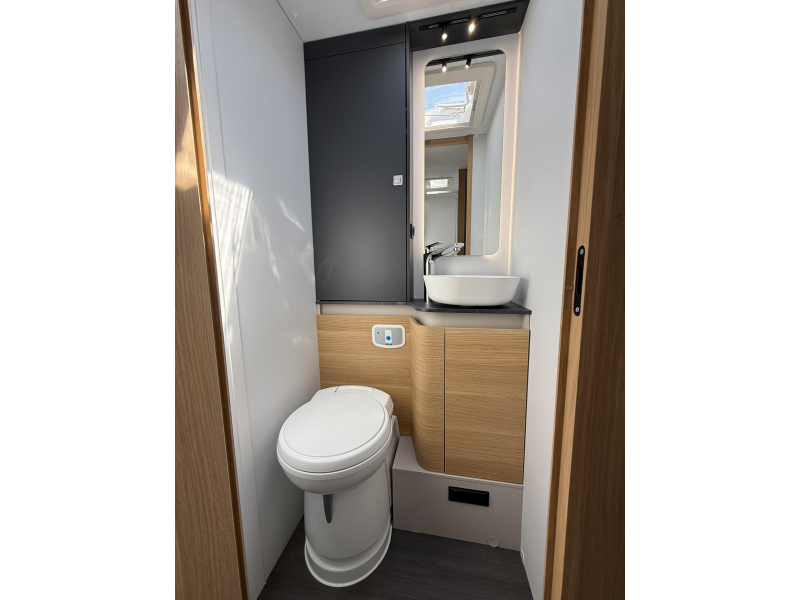 Adria Coral 650 DL - AUTOMATIK Foto: 15