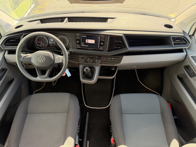 Volkswagen CALIFORNIA / Free storage photo: 4