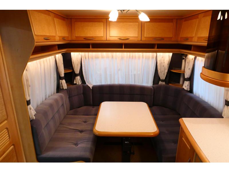 Hobby Exclusive 495 UFE incl. mover en voortent  foto: 8