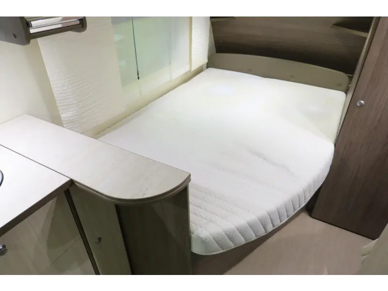 Bürstner IC Line 450 TS +MOVER+VOORTENT  foto: 5