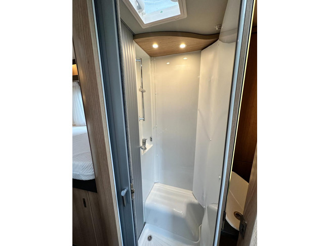 Knaus Sky Ti 650 MEG PLATINUM SELECTION FIAT 140 PS 2022 Foto: 13