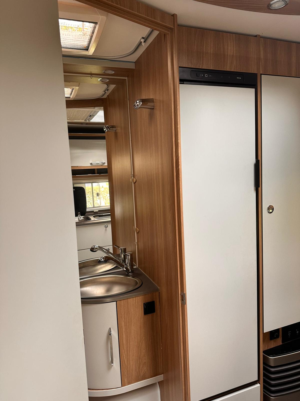 B&uuml;rstner Premio Plus 510 TK - Sehr luxuri&ouml;s Foto: 13