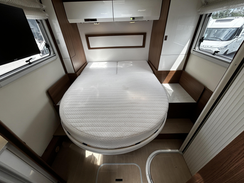 Bürstner Elegance 695 G Queensbed/Automaat/2016!  foto: 10