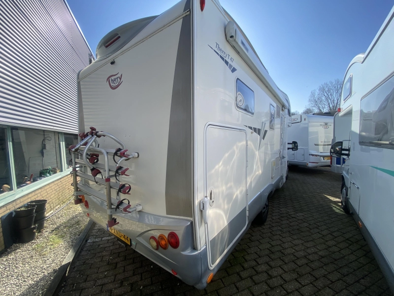 Giottiline Therry 47 T Enkelle bedden dak Airco  foto: 3