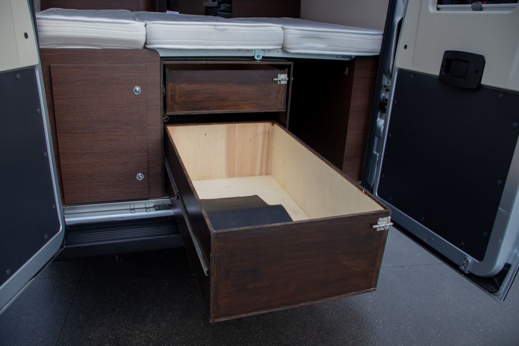 Karmann Davis 590 Skyroof foto: 35