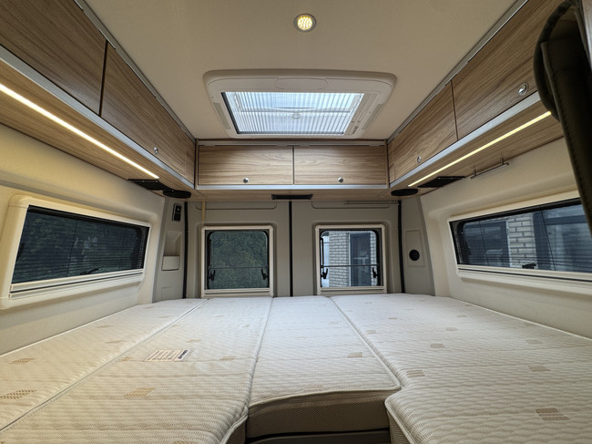 Hymer Yosemite 600 L&Auml;NGSBETTEN 160 PS Euro6 Fiat Ducato **Einzigartig/Dieselheizung/4 Sitzpl&auml;tze/2x Wohnraumbatterie/Markise/1. Besitzer/Nur Foto: 14