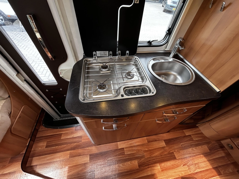 Hymer T 674 SL Enkele-bedden/2014/Euro-5  foto: 17