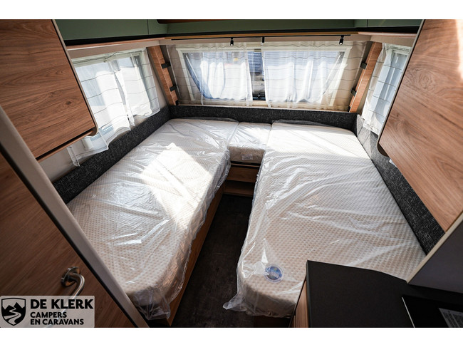 Dethleffs CAMPER 460 EL Christmas Special foto: 17