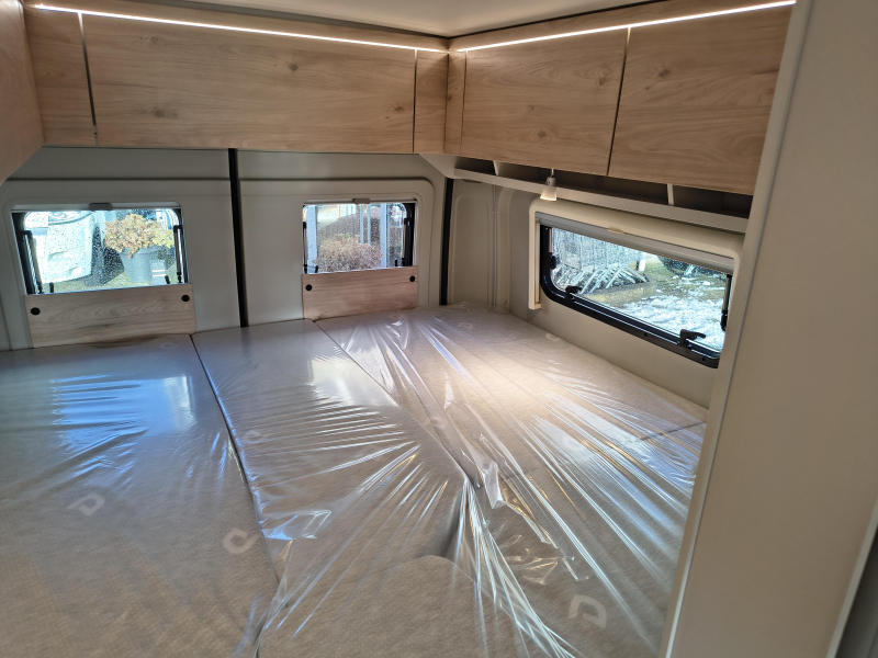 Dethleffs Globetrail 640 ES - automaat - slaapdak  foto: 15