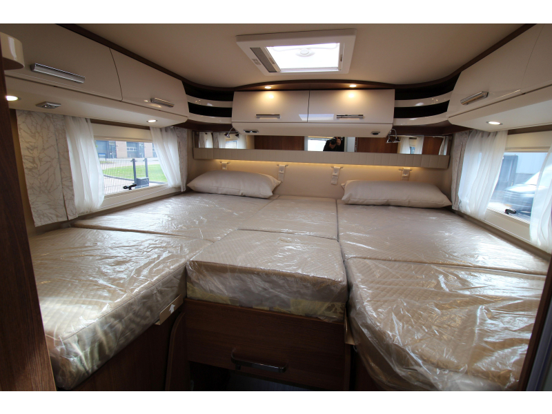 Carthago C-Tourer I Camas individuales + Cama abatible foto: 40