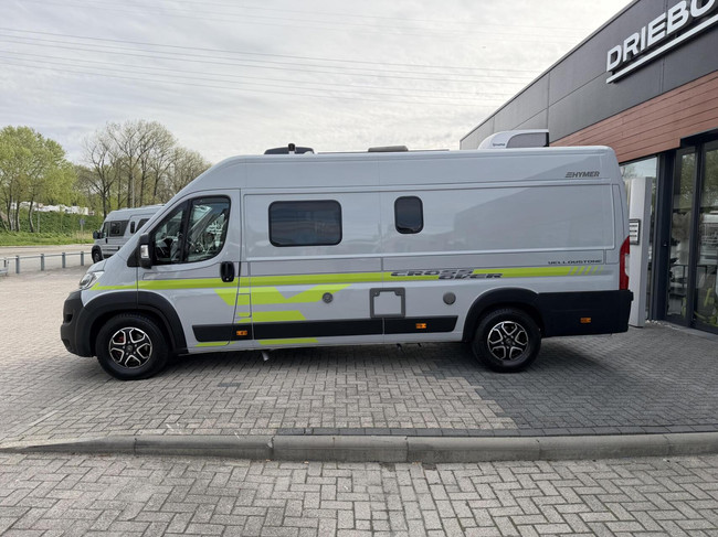 Hymer Yellowstone Cross-Over 180PK 9T-Automaat Enkele Bedden Zonnepanelen foto: 6