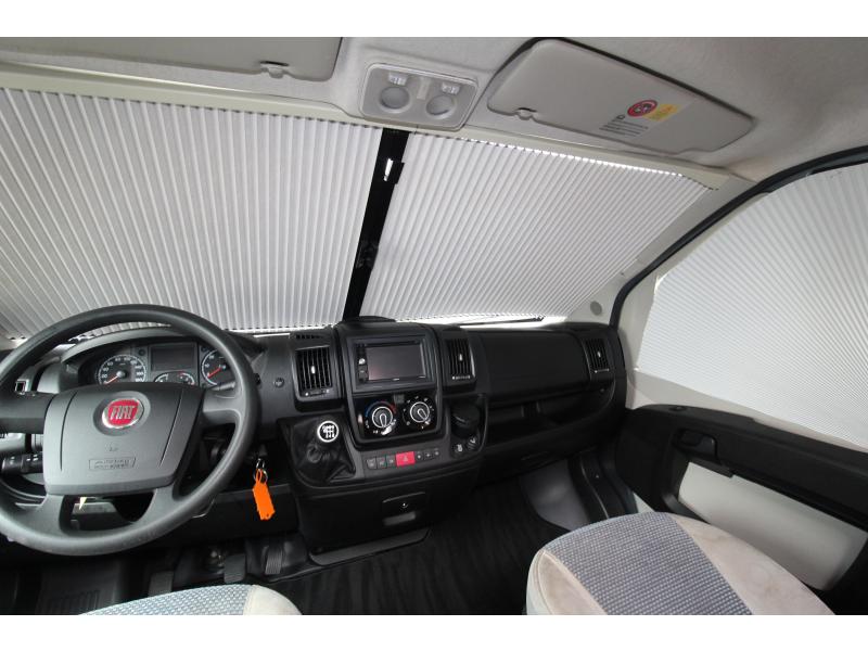 Adria Twin Titanium 640 SLX Enkele bedden - EURO5  foto: 24