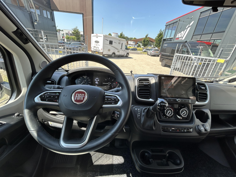 Sunlight T 68 Adventure Edition + Klimaanlage & Hubbett Foto: 5
