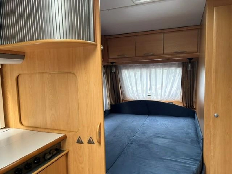 Eriba Swing 465 UNICO AWNING photo: 3