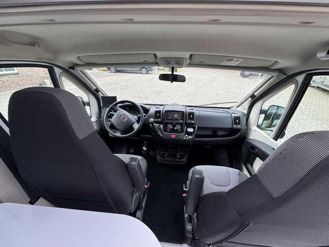 Adria Twin 640 SLX Enkele bedden 6.40m foto: 22