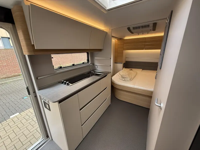 Adria Adora 593 UP BOMVOL MET OPTIES  foto: 7