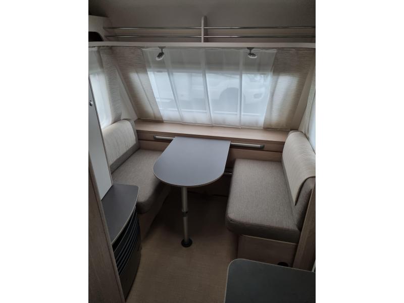 Bürstner Premio Life 480 TL -lengtebedden  foto: 4