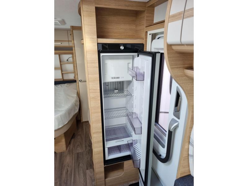 Fendt Bianco Activ 445 SFB 1700 kg - Truma Combi 4e  foto: 7