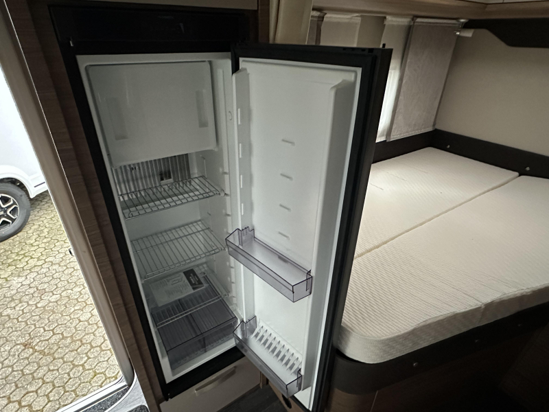 Knaus L!ve Wave 650 MF 180PK-AUTOMAAT-694CM  foto: 9