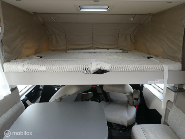Hymer Exsis I 678 AUTOMAAT 160 PK foto: 18