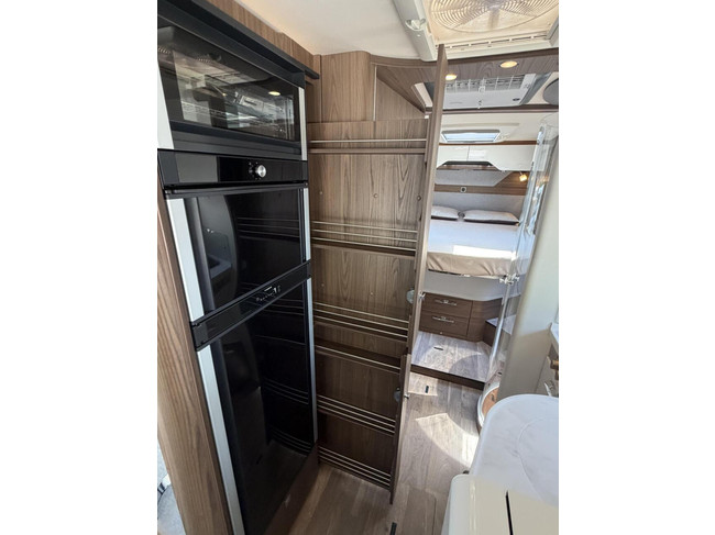 Hymer BML-I 790 Lithium Omvormer Zonnepanelen 2X Airco foto: 22