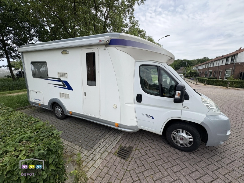 Eura Mobil Terrestra 670 SB Franz&ouml;sisches Bett Foto: 0